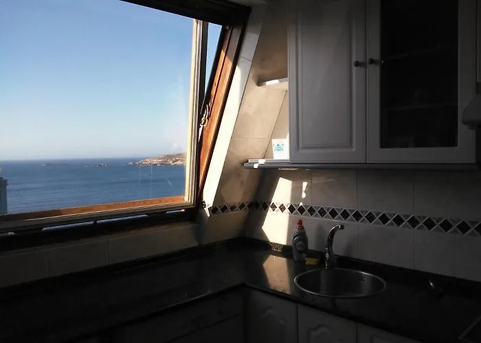 Vistas A La Bahia Y Centrico Apartment A Coruna